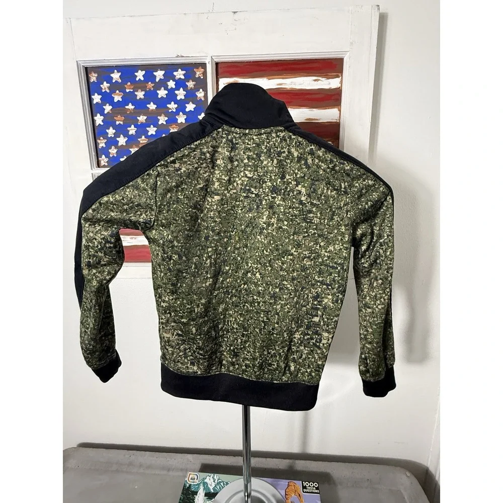 NIKE Boy's Green Camo‎ Track Jacket Size 4 XS